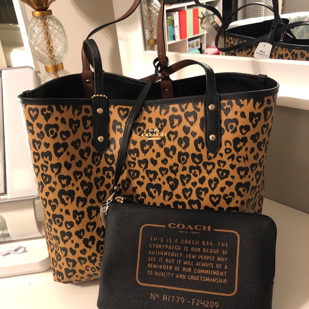 Coach reversible City Tote in Wild Hearts